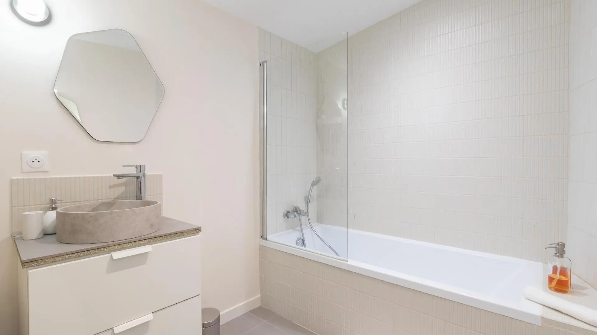Holiday home Cabana & Le Pressoir Dore Lacenas